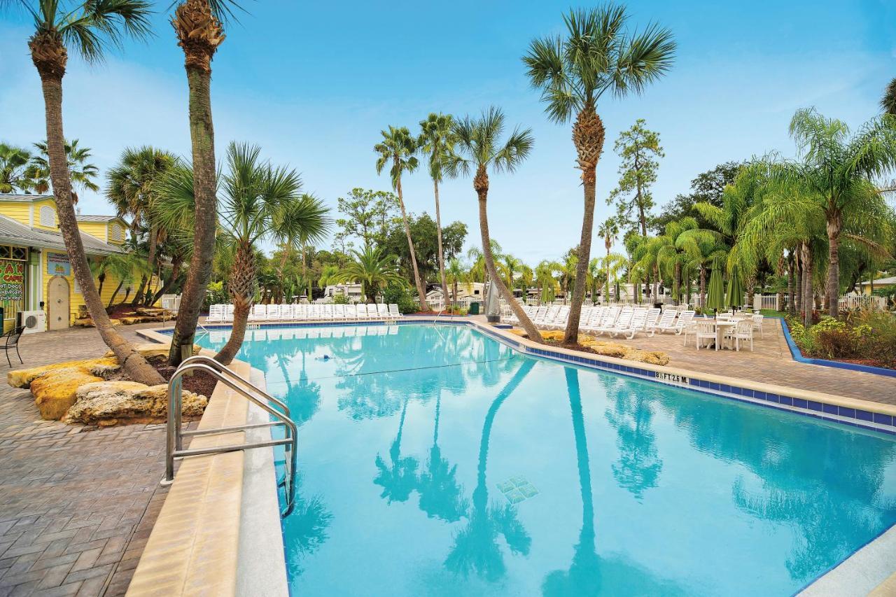 סלבריישן Tropical Palms Resort מראה חיצוני תמונה